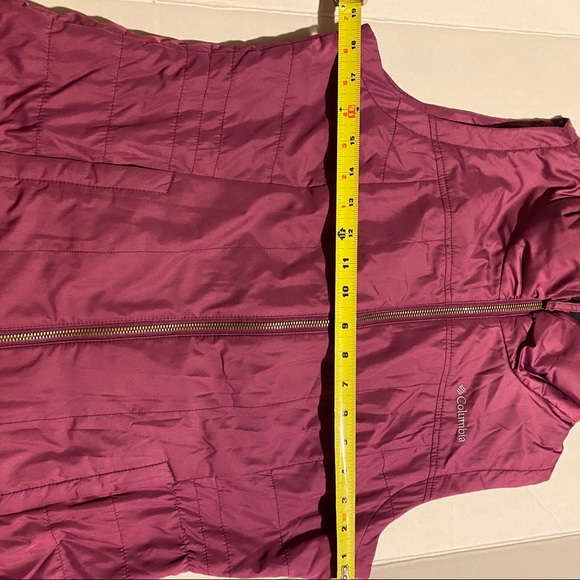 Columbia Women Medium Zip up Vest Jacket - Picture 6 of 8